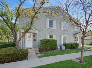 1171 Bunker Hill Ct APT D, Wheaton, IL 60189