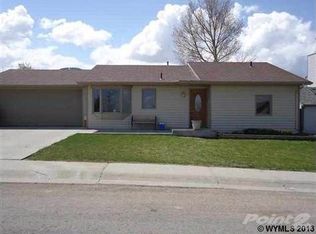811 Goodstein Dr, Casper, WY 82601