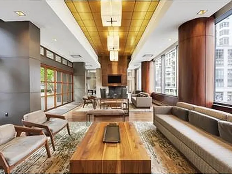 101 W 24th St #14D — Photo 10