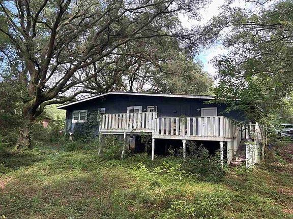 5th image of 2113 Cornell Dr
