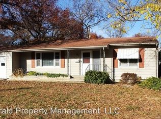 344 N Delaware Ave, Manhattan, KS 66502