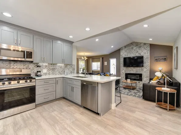 7101 Stanford Oak Dr #B1, Sacramento, CA 95842