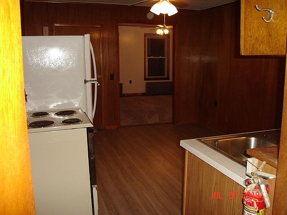 4th image of 38 Paine St #2