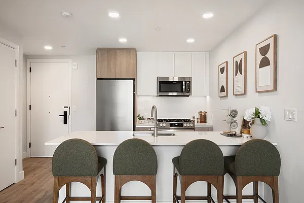 Kitchen, photo 1