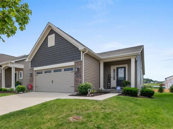 2389 Windswept Farms Dr, Eureka, MO 63025