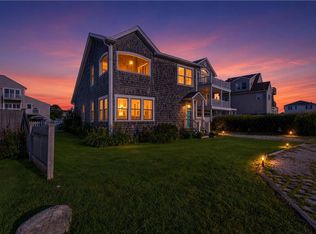 29 Glenwood Ave, Narragansett, RI 02882