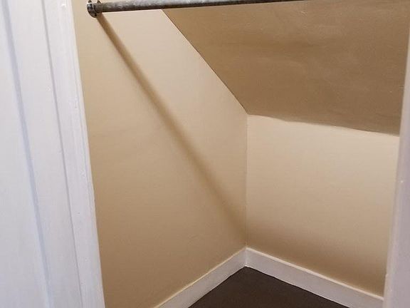 Closet1
