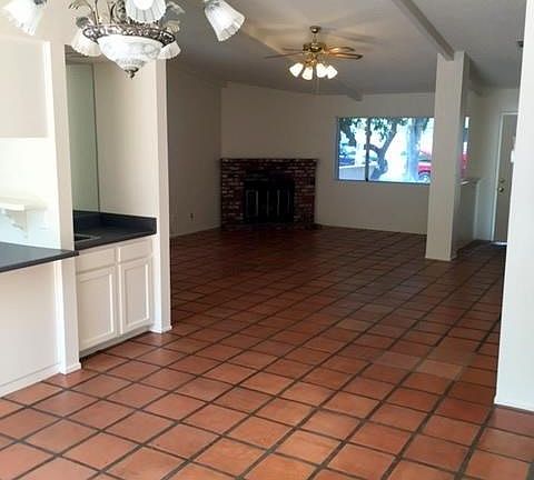 4th image of 54060 Avenida Herrera