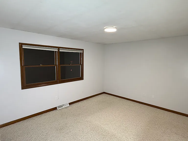 1229 Dogwood Dr — Photo 11