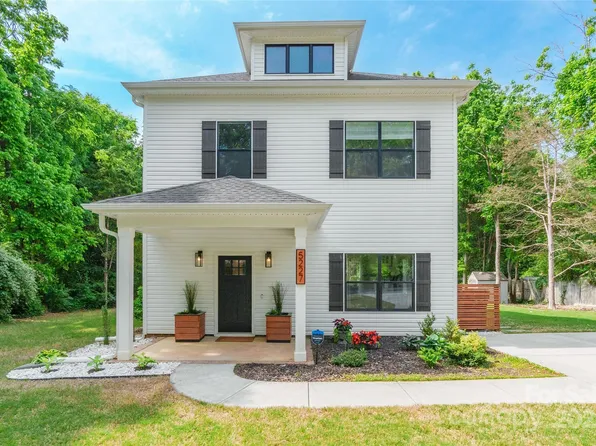 5227 Pinebrook Dr, Charlotte, NC 28208