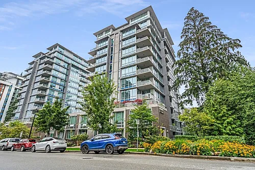 9080 University Cres #11XX Photo 1