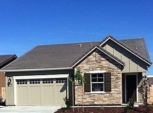 1611 Lily Ct, Hollister, CA 95023
