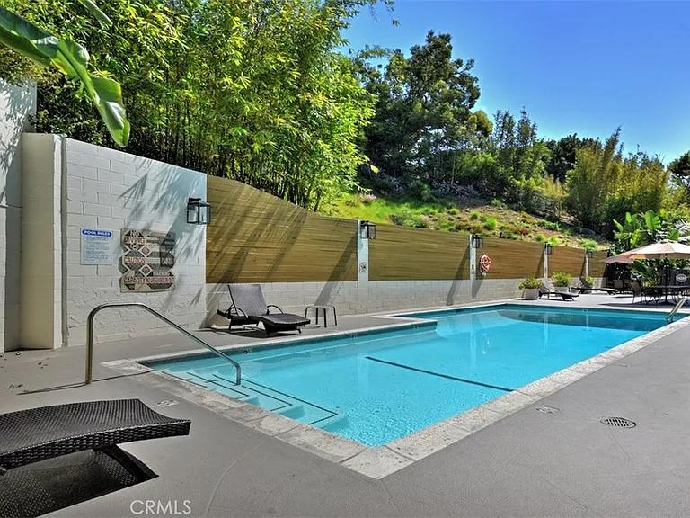 1230 Horn Ave #414 — Photo 28