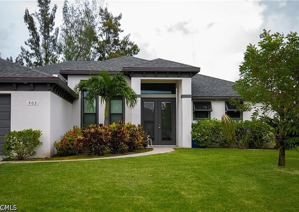 503 SW 11th Ct