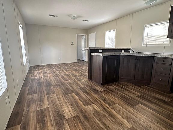 Overview of Kitchen to Living Room