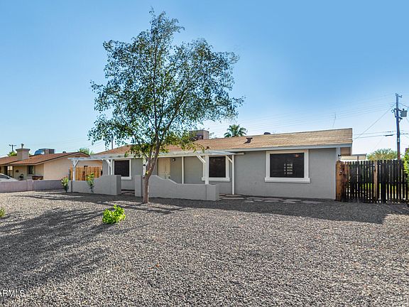 3rd image of 530 N 104th Pl