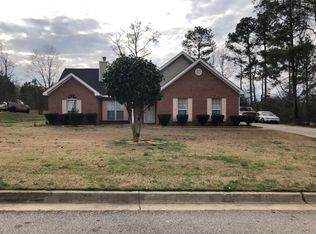 111 W Greenwich Cir, Lagrange, GA 30241