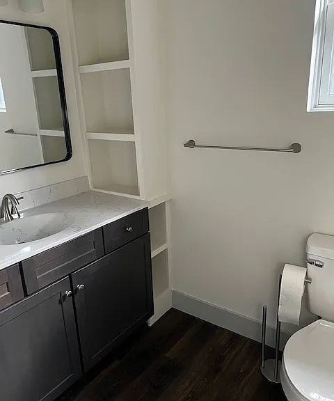 118-118 N Early St #B — Photo 13
