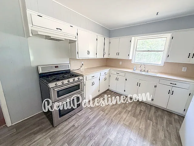 3 bed, 1175 sqft, $1,195 — Photo 3