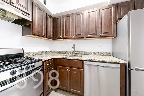 Rented by A&E Real Estate Management | media 1