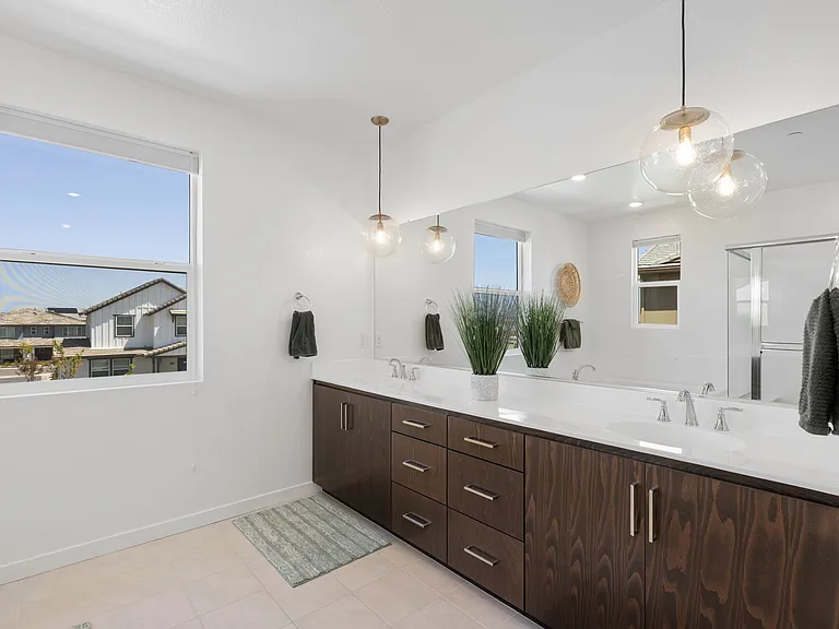 2471 Lake Club Dr — Photo 15