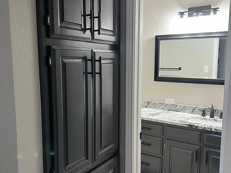 214 S Florence St — Photo 11