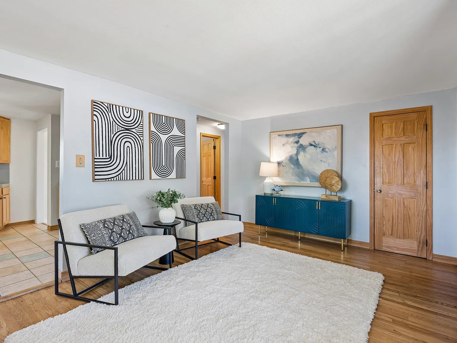 Golden Rental — Photo 2