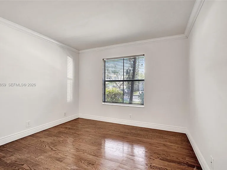 658 Stanton Dr — Photo 49