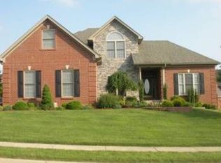 3006 Wolf Ridge Dr, New Albany, IN 47150