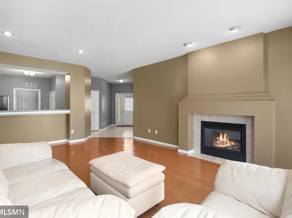 2176 Cool Stream Cir #1806, Saint Paul, MN 55122