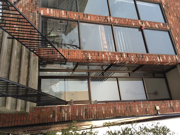 10 Roberts St #34 — Photo 8