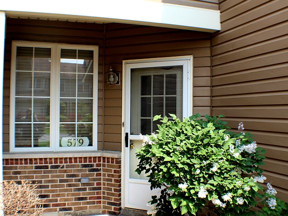 2nd image of 579 W Parkside Dr #579
