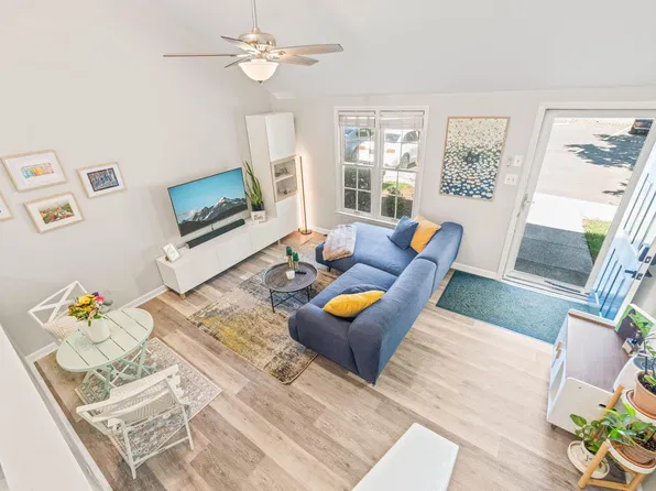 905 Gatehouse Ln, Durham, NC 27707