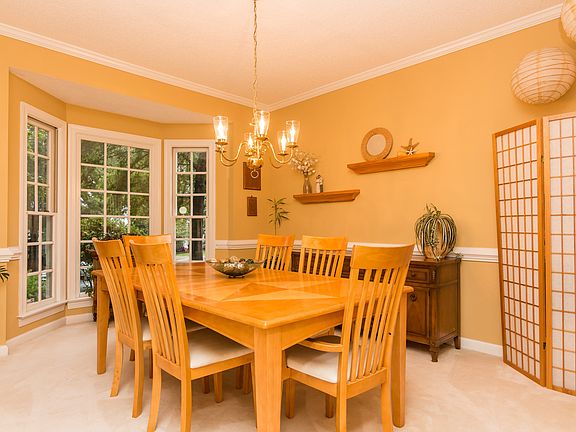 5th image of 3509 Shady Creek Dr