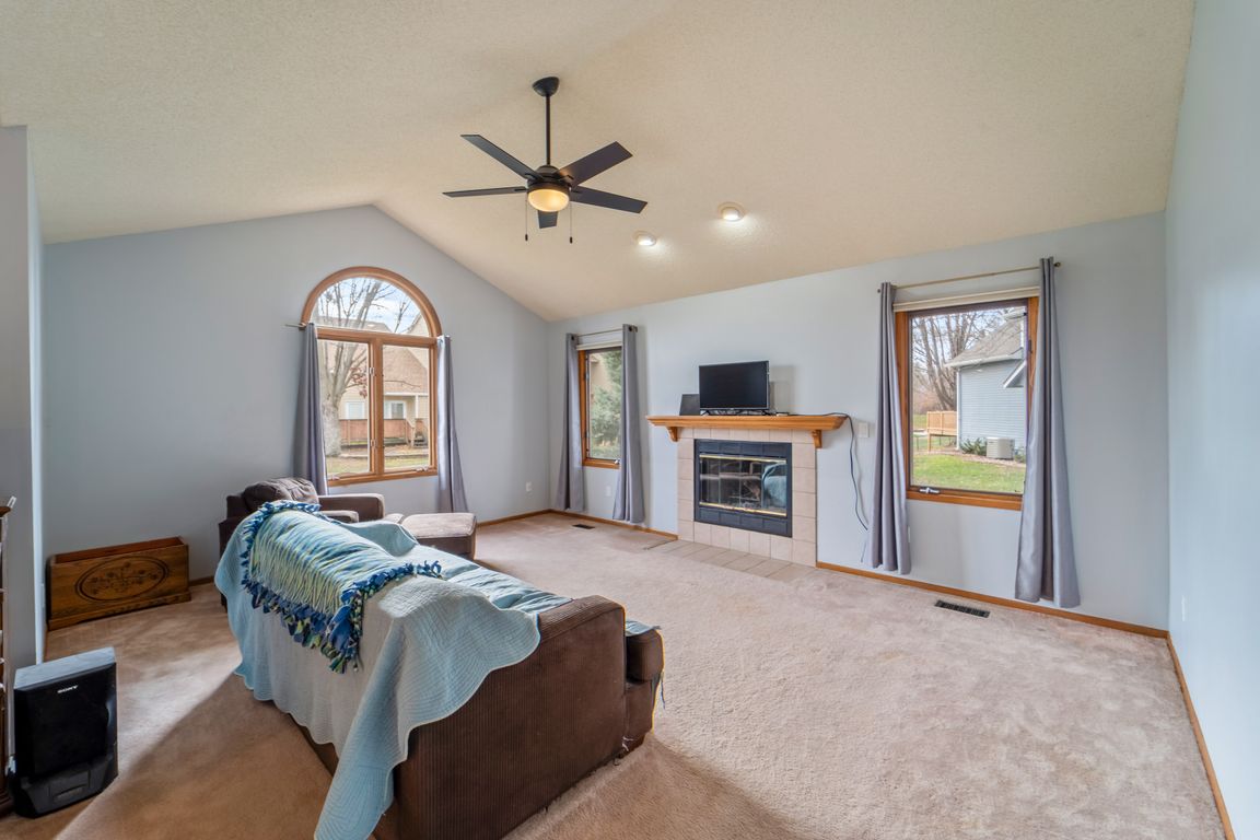 next background image