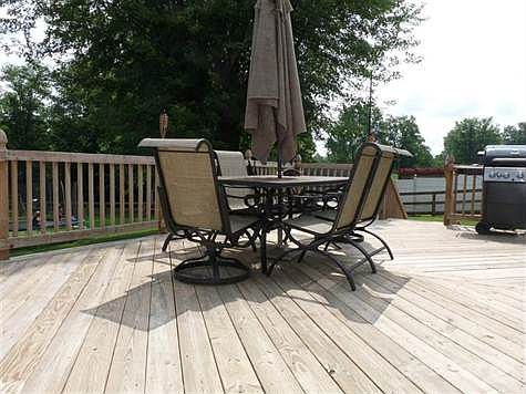 Wonderful deck with easy access to the fenced back yard.  Great space for those large or intimate gatherings with family and friends.