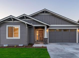 3913 Wyoming Ln, Medford, OR 97504