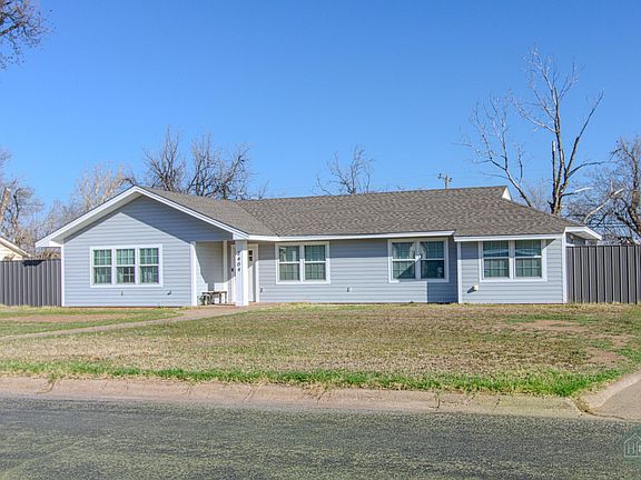 2nd image of 3404 Paradise St