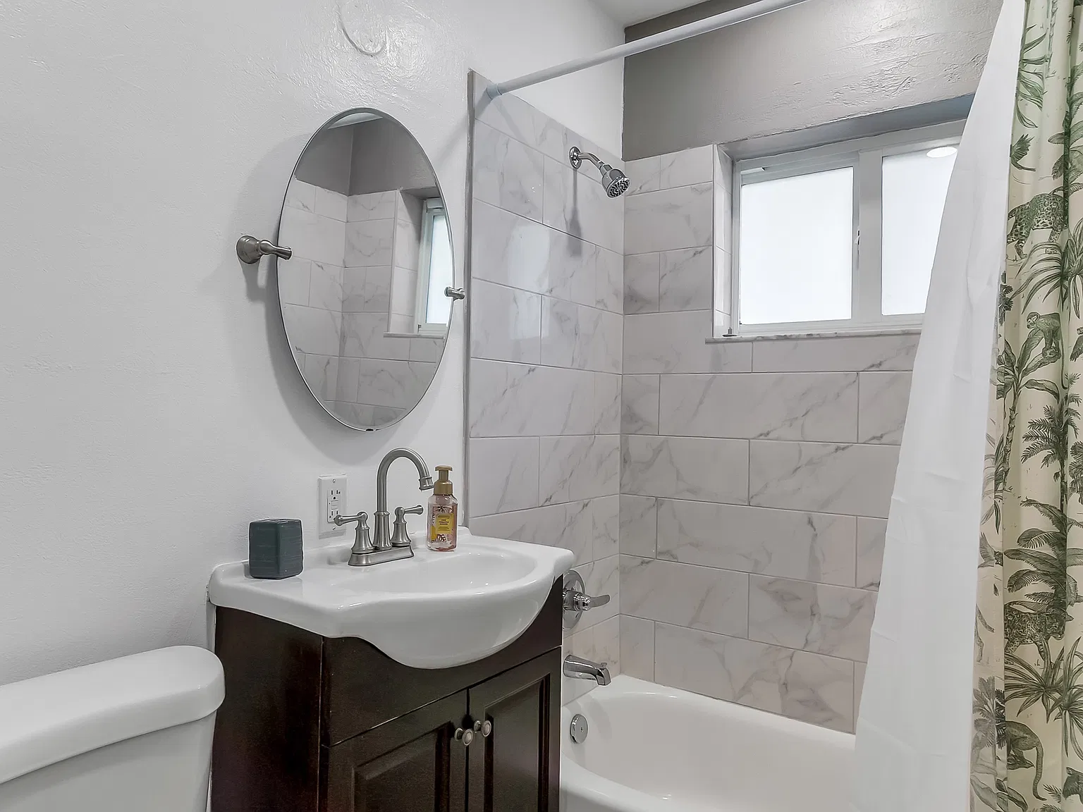 3 bed, 1199 sqft, $3,200 — Photo 4
