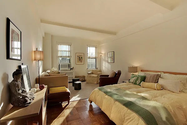 Sold by Corcoran | media 23