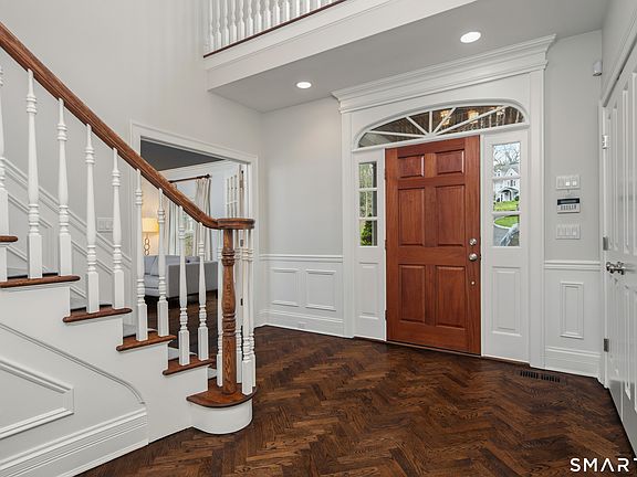 4th image of 137 Linden Tree Road