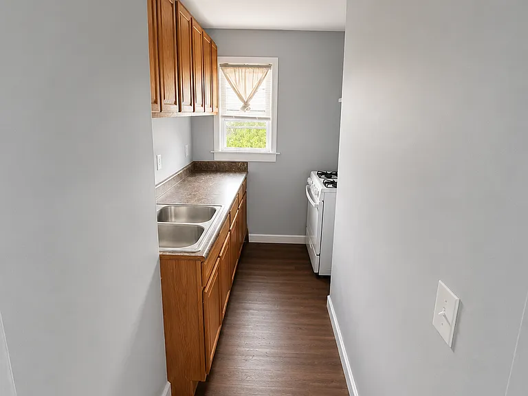 301 Ward St #3 — Photo 2