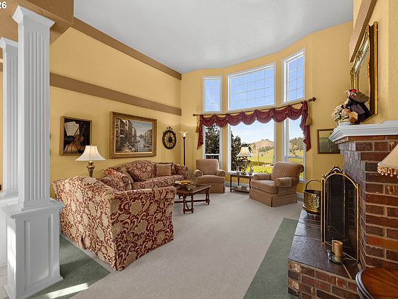 5th image of 1791 Scotts Valley Rd