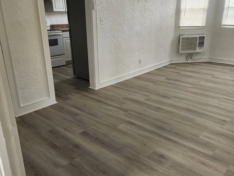 20 E Avenue B #1 — Photo 8