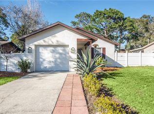 2317 17th Ave SW, Largo, FL 33774