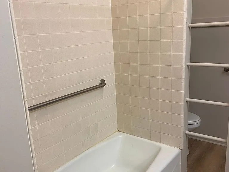 521 Ululani St — Photo 35