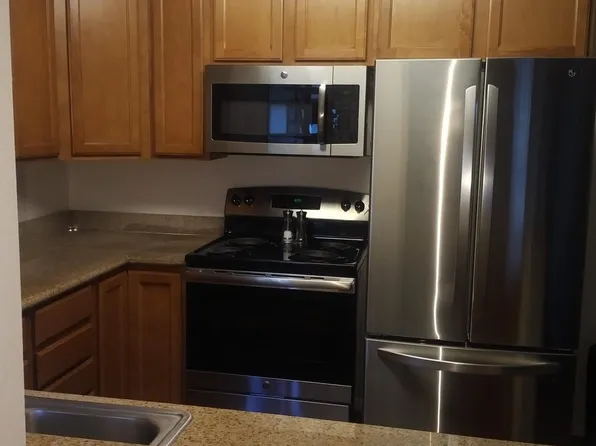 3715 Tallyho Dr APT 143, Sacramento, CA 95826