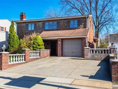 34 Bobbink Ter, East Rutherford, NJ, 07073