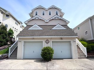 3984 W Stratford Rd, Virginia Beach, VA 23455