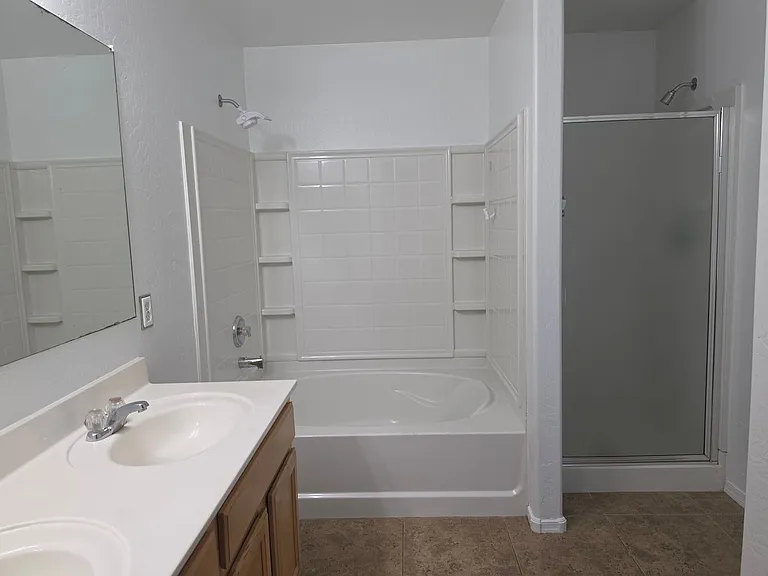2068 E Andalusian Loop — Photo 8